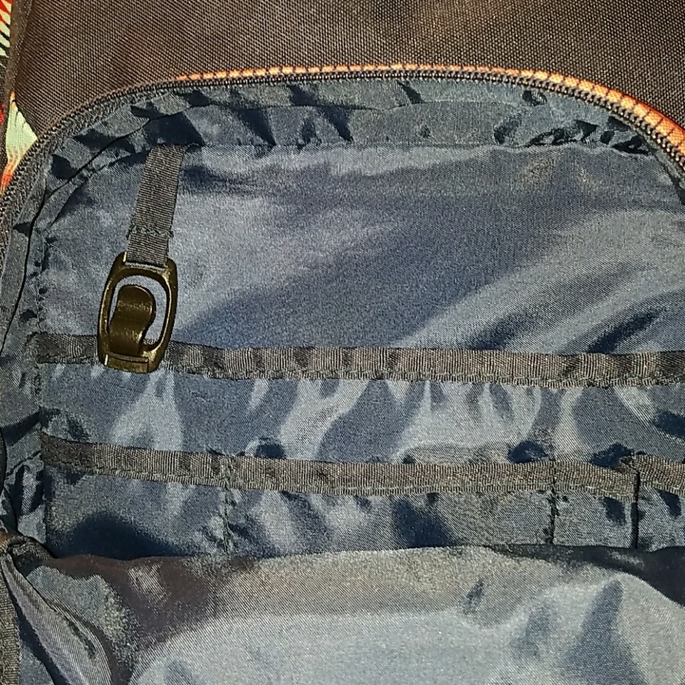 Roxy Book Bag/Back Pack - Picture 4 of 8